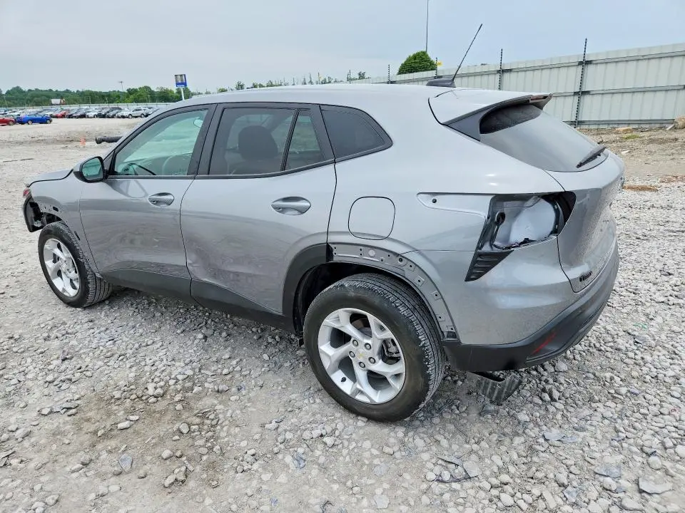 2024 CHEVROLET TRAX LS  