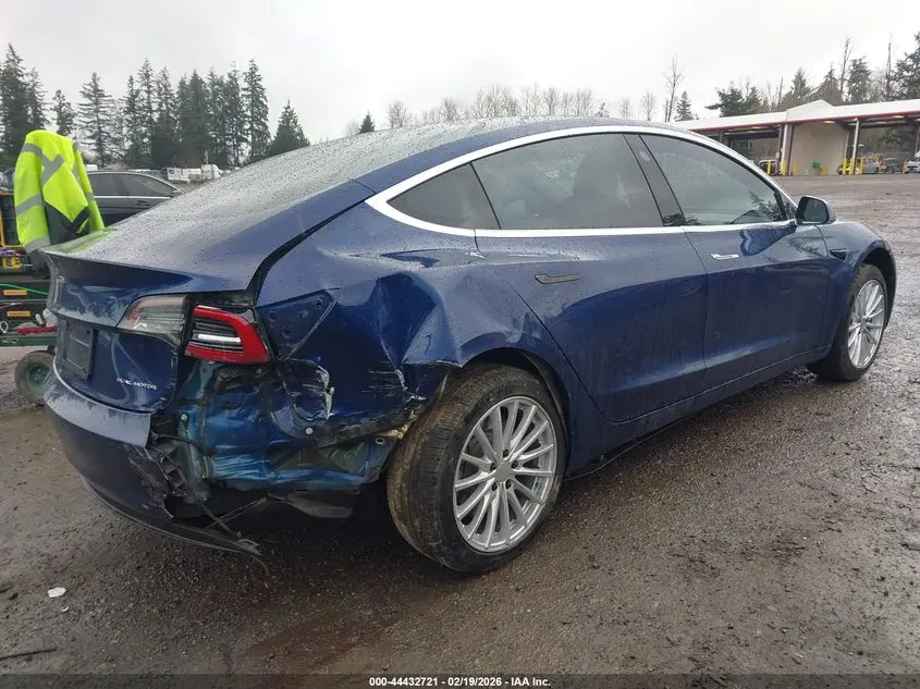 2018 TESLA MODEL 3 LONG RANGE/PERFORMANCE