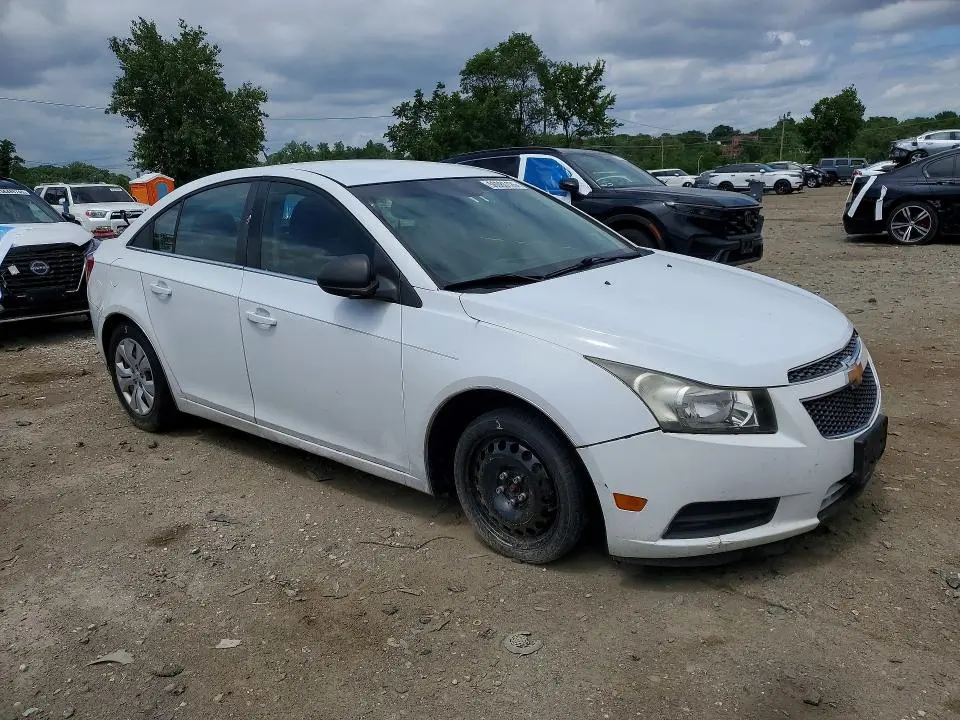 2012 CHEVROLET CRUZE LS  