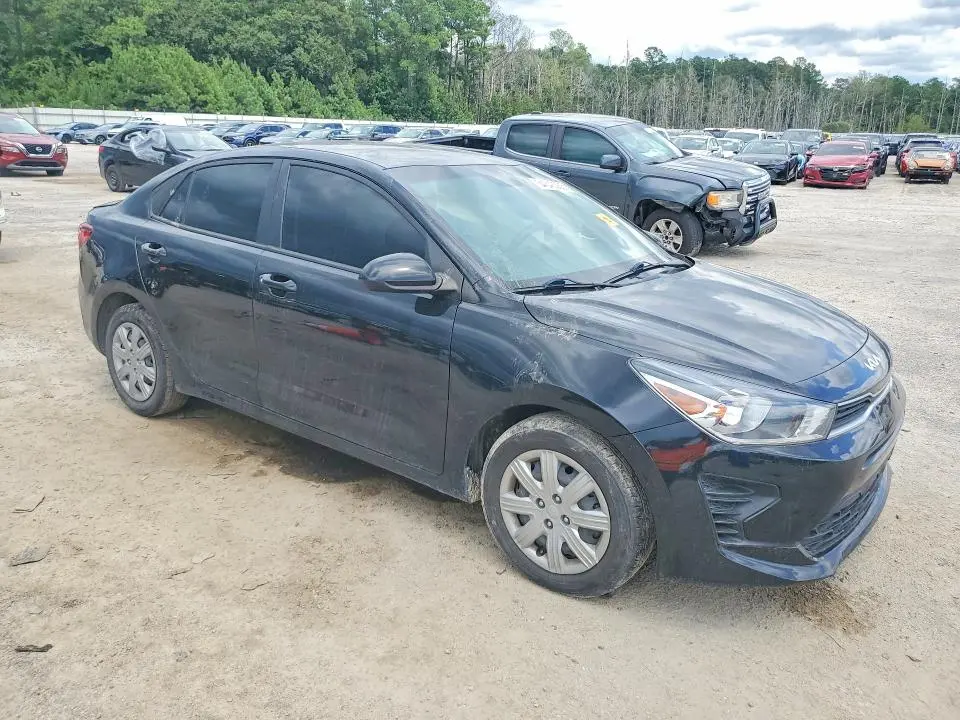 2023 KIA RIO LX  