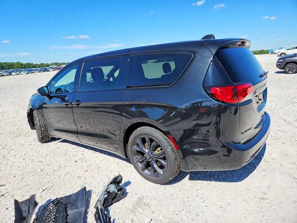 2020 CHRYSLER PACIFICA TOURING  