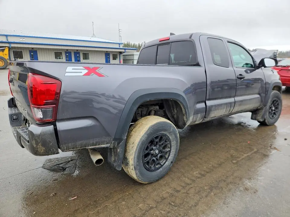 2022 TOYOTA TACOMA SR  