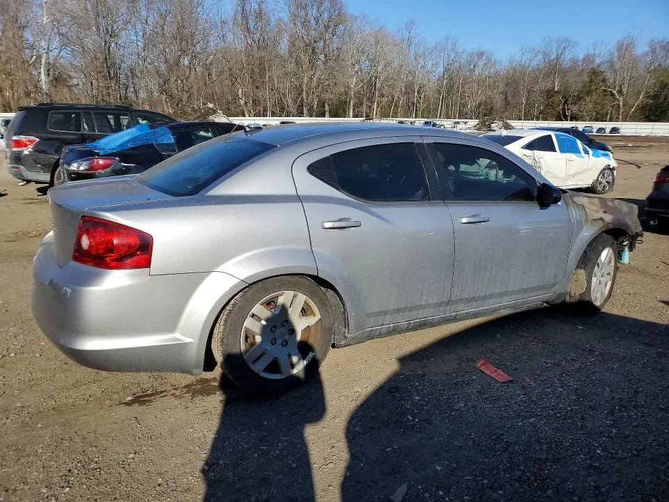 2014 DODGE AVENGER SE  