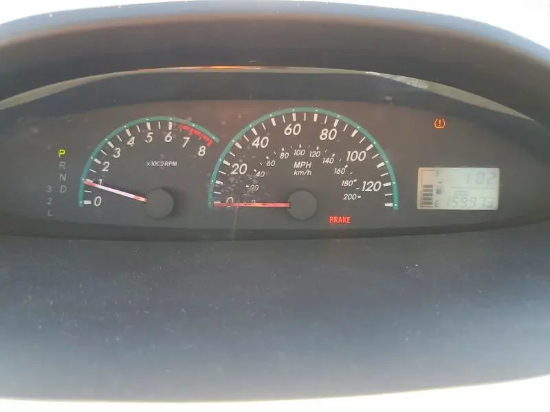 2010 TOYOTA YARIS BASE  