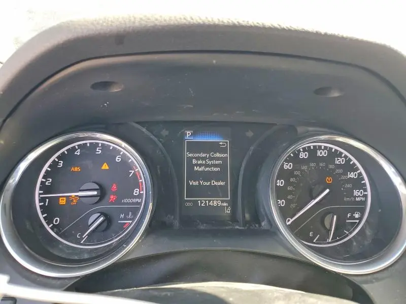 2019 TOYOTA CAMRY SE  