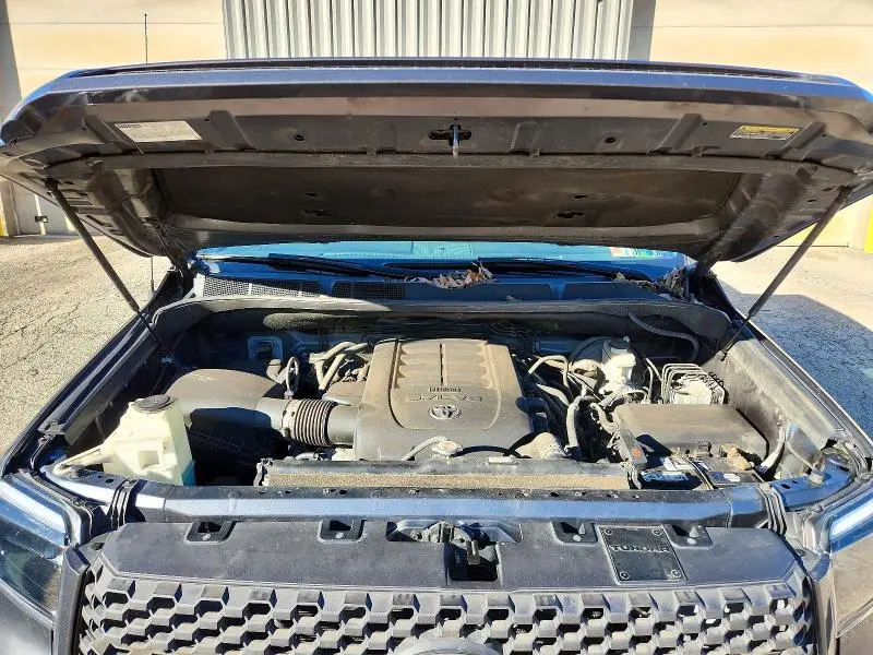 2019 TOYOTA TUNDRA SR5  