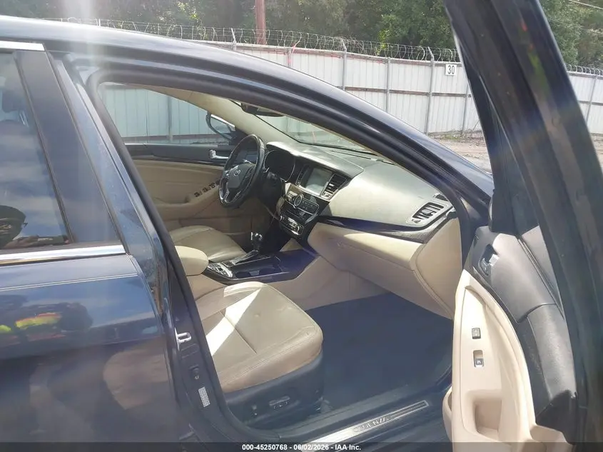 2015 KIA CADENZA PREMIUM