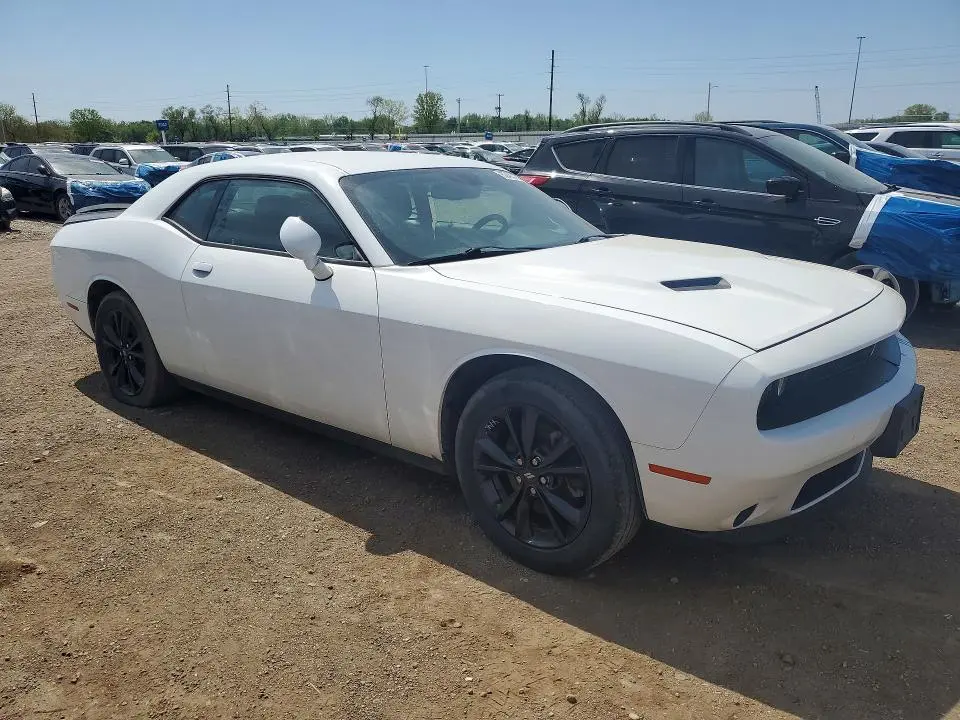 2020 DODGE CHALLENGER SXT  