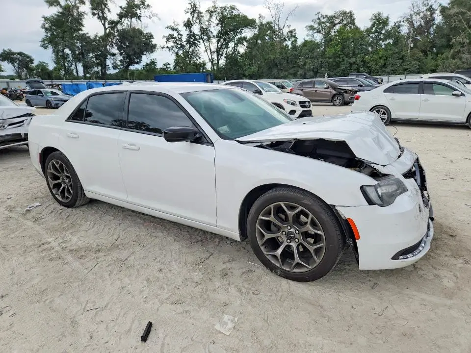 2018 CHRYSLER 300 TOURING  