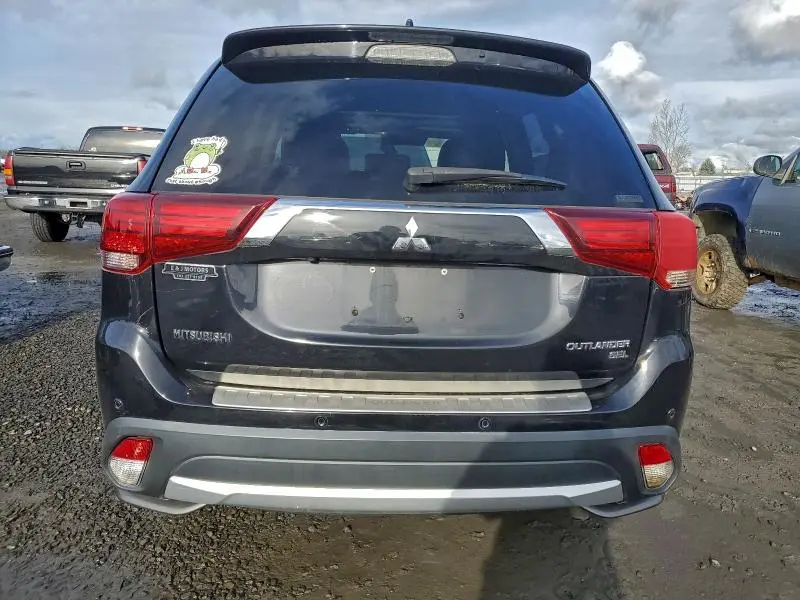 2017 MITSUBISHI OUTLANDER SE  