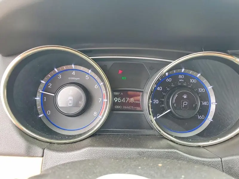 2013 HYUNDAI SONATA GLS  