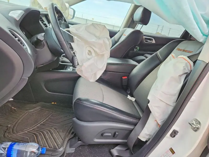2019 NISSAN PATHFINDER SV  