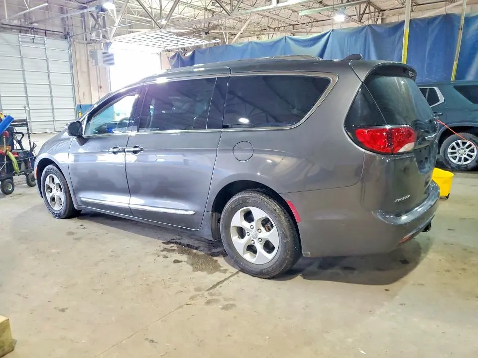 2017 CHRYSLER PACIFICA TOURING L PLUS  