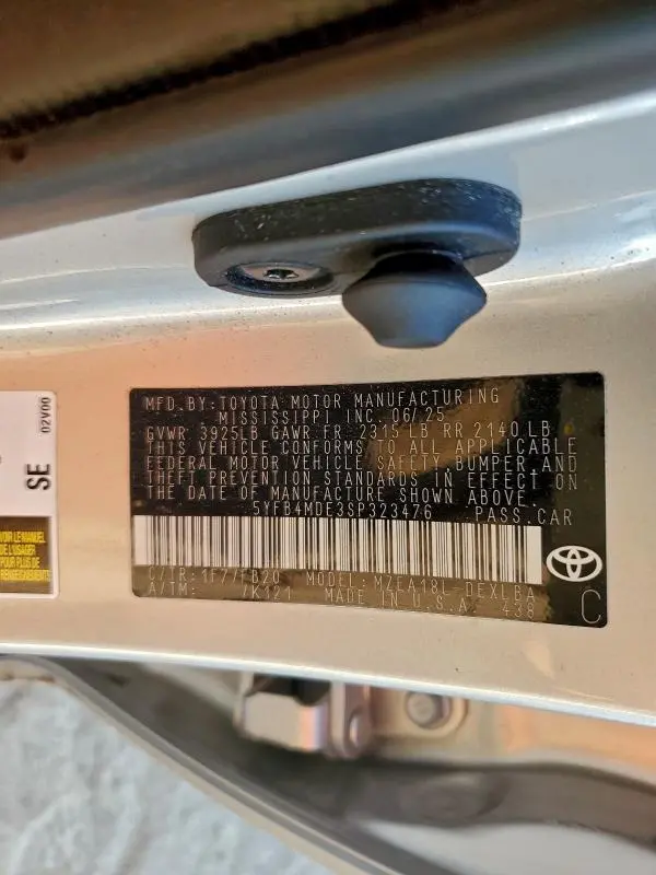 2025 TOYOTA COROLLA LE  