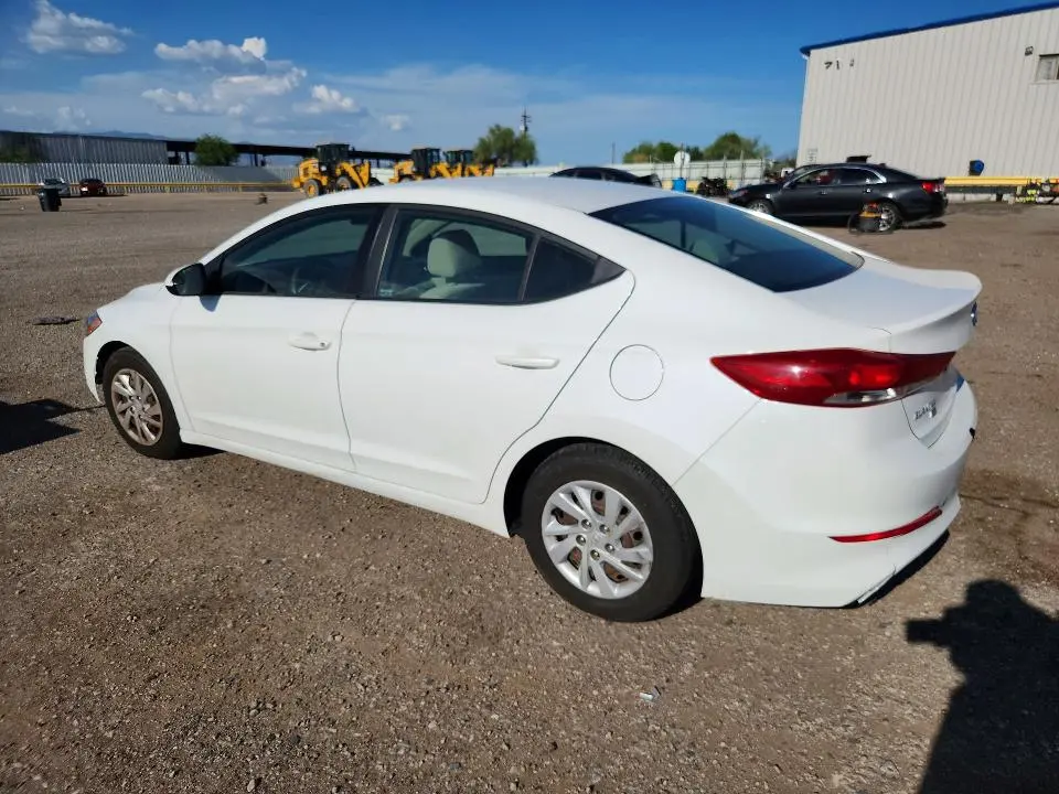 2018 HYUNDAI ELANTRA SE  