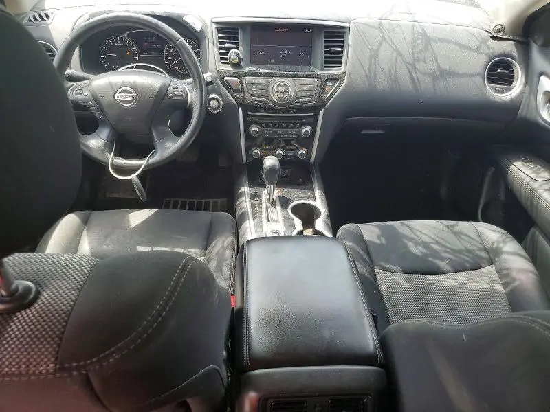 2018 NISSAN PATHFINDER SV  