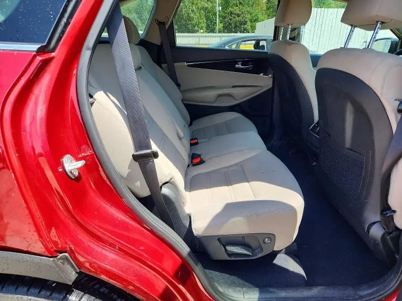 2020 KIA SORENTO S  