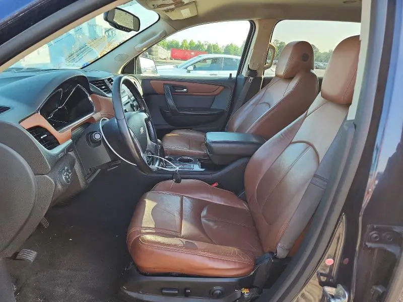 2015 CHEVROLET TRAVERSE LT  