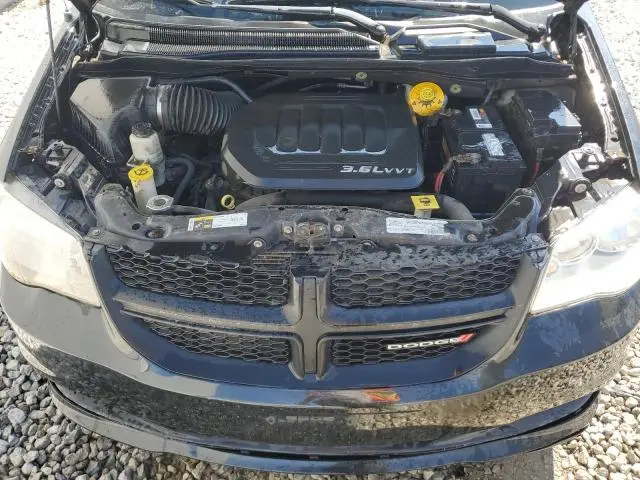 2016 DODGE GRAND CARAVAN SE  