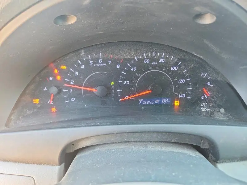 2011 TOYOTA CAMRY LE  