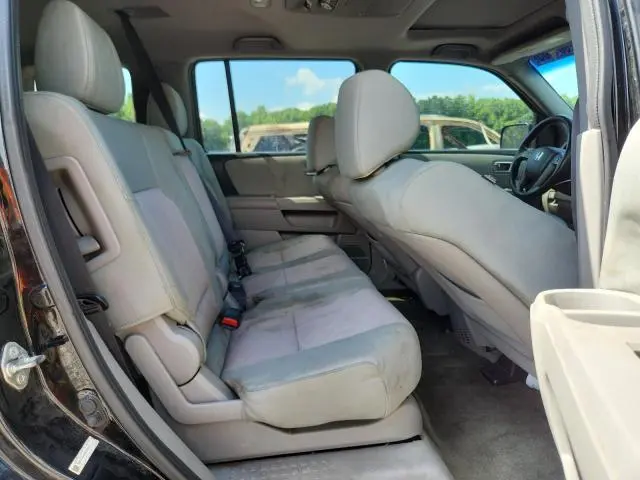 2015 HONDA PILOT SE  