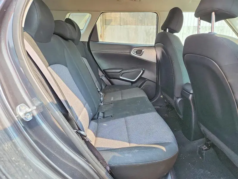 2022 KIA SOUL LX  