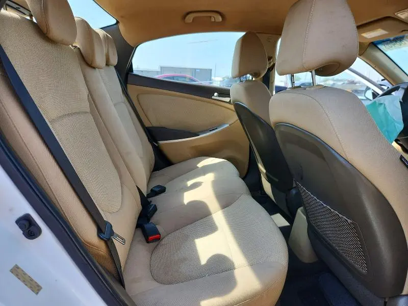 2014 HYUNDAI ACCENT GLS  