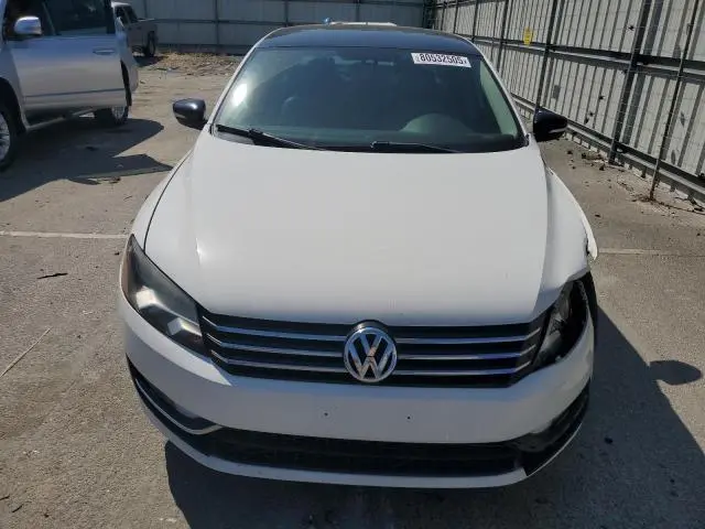 2015 VOLKSWAGEN PASSAT SE