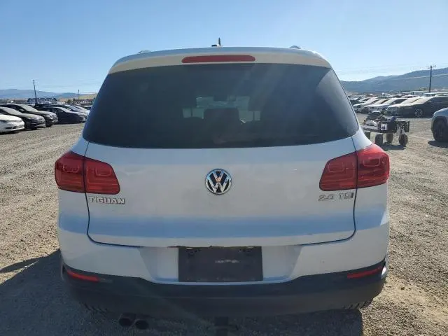 2016 VOLKSWAGEN TIGUAN S  