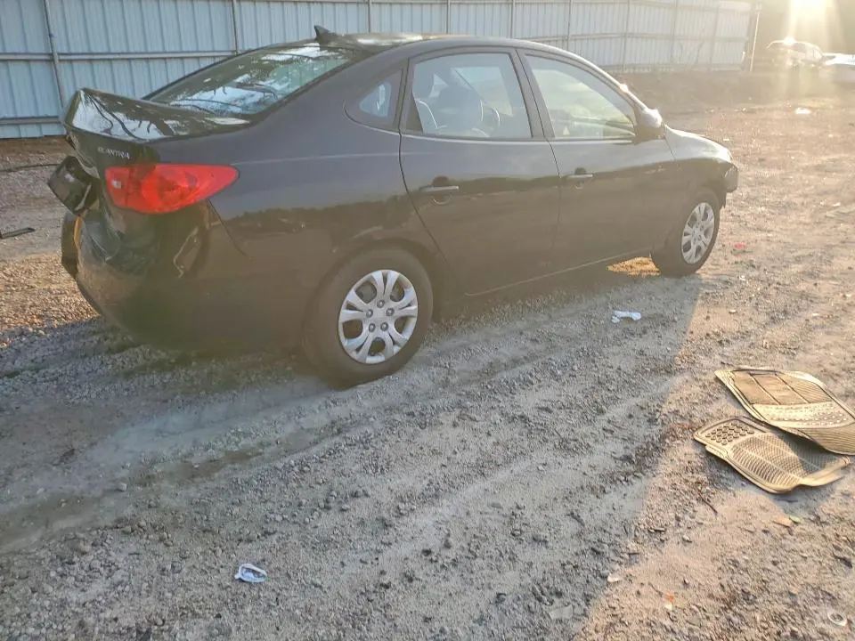 2010 HYUNDAI ELANTRA GLS  