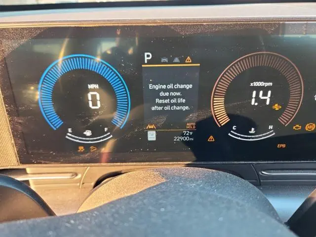 2024 HYUNDAI KONA SEL  