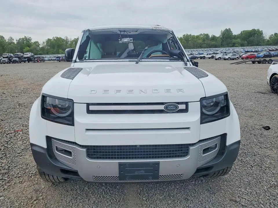 2025 LAND ROVER DEFENDER 110 S  