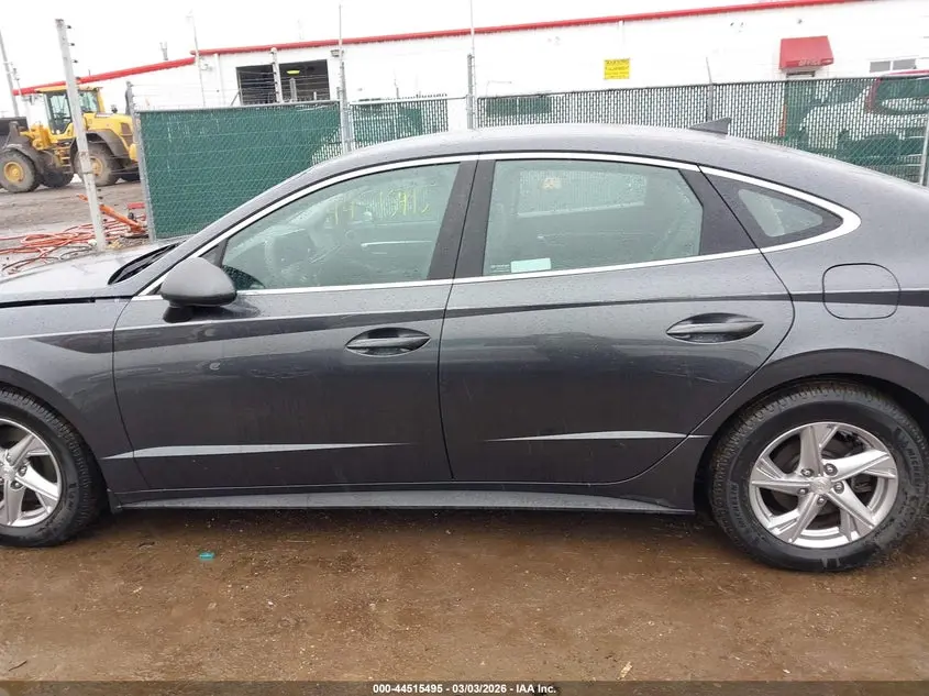 2021 HYUNDAI SONATA SE