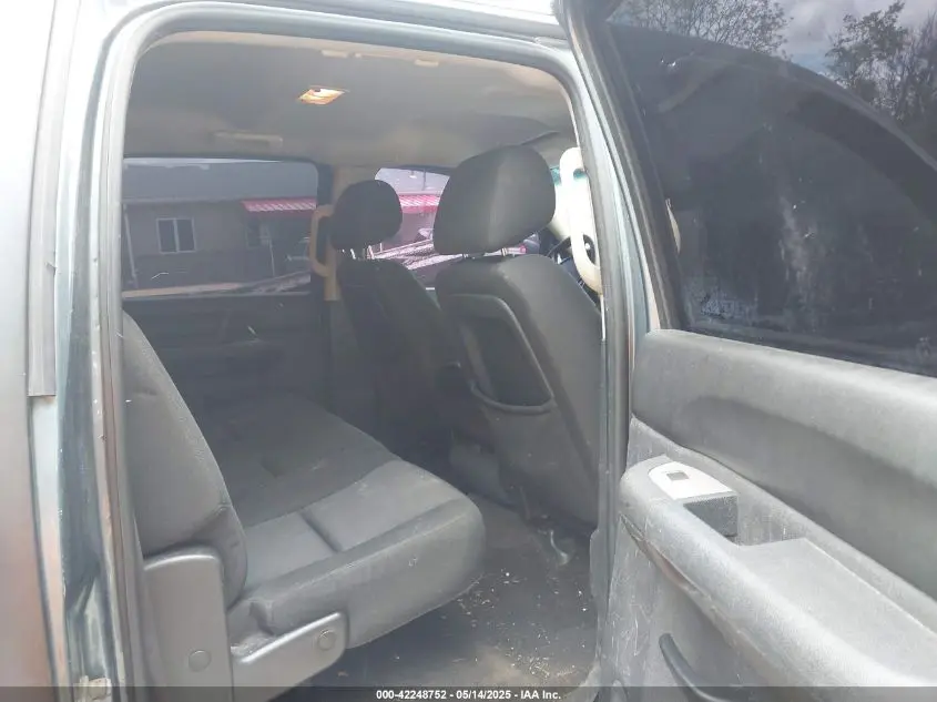 2011 CHEVROLET SILVERADO 1500 LS
