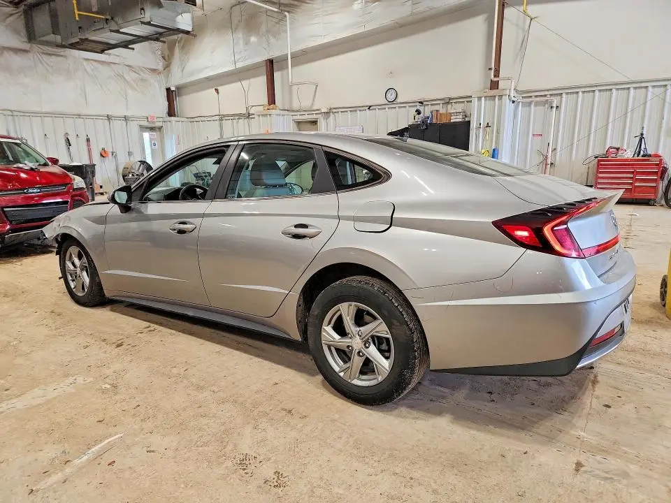 2021 HYUNDAI SONATA SE  
