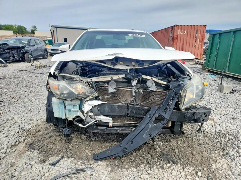 2014 TOYOTA CAMRY SE  