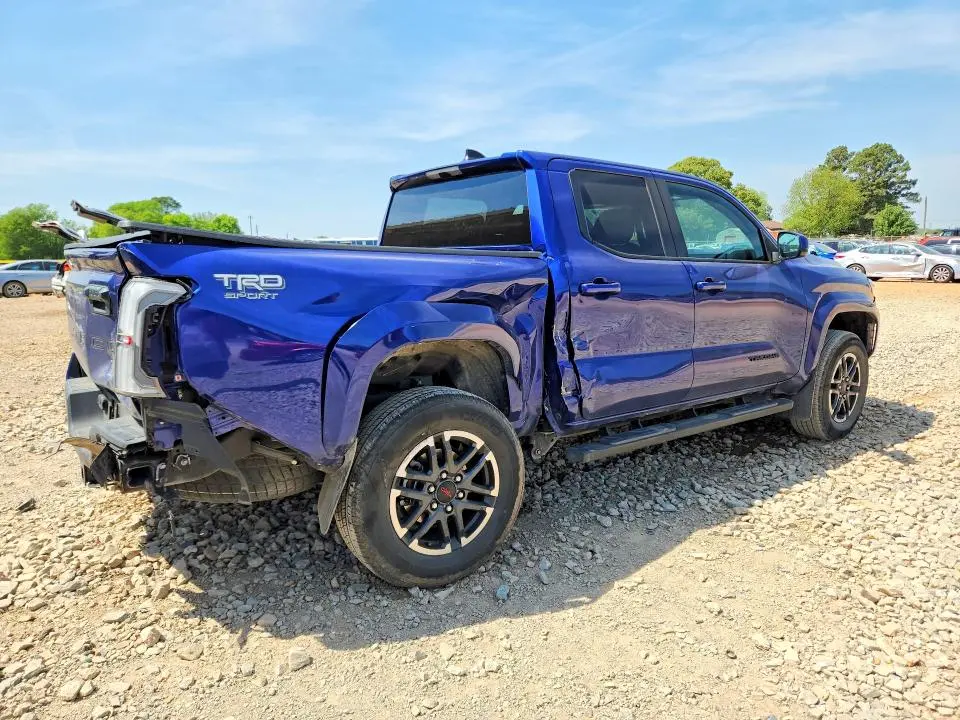 2024 TOYOTA TACOMA TRD SPORT  