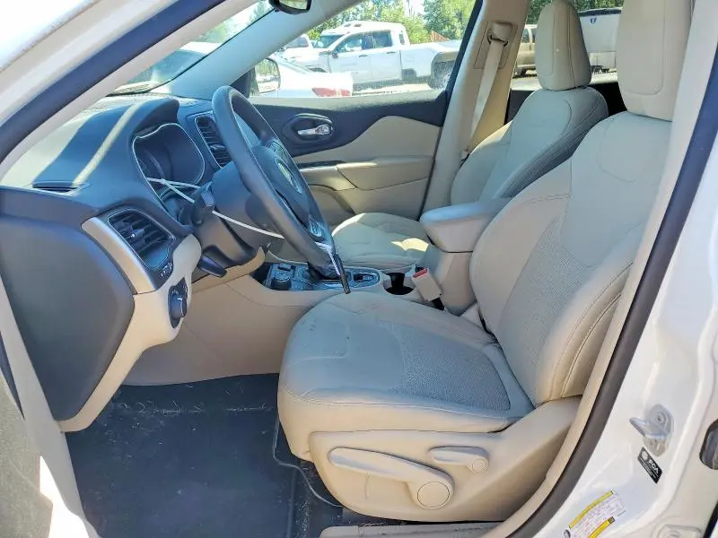 2021 JEEP CHEROKEE LATITUDE  