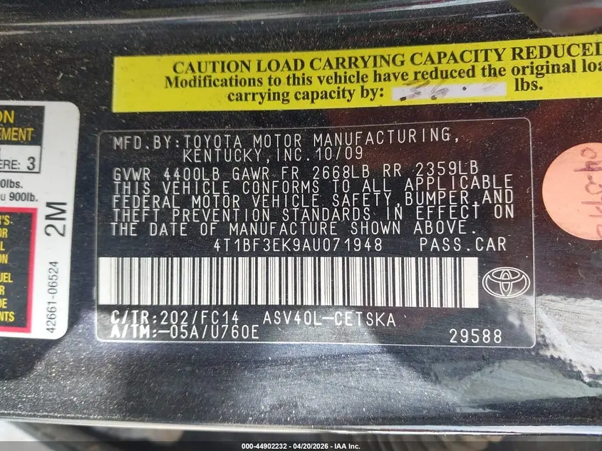 2010 TOYOTA CAMRY SE