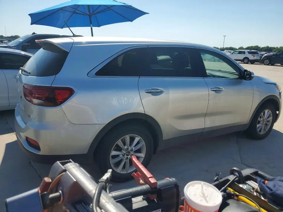 2019 KIA SORENTO LX V6  