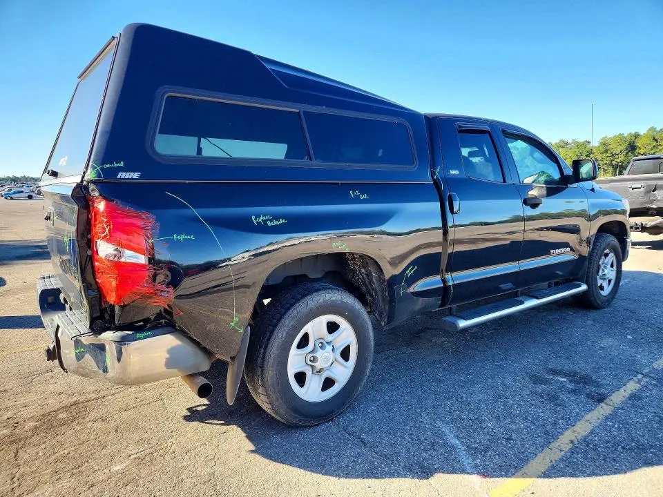 2015 TOYOTA TUNDRA SR5  