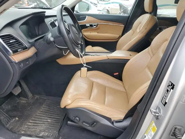 2016 VOLVO XC90 T6  