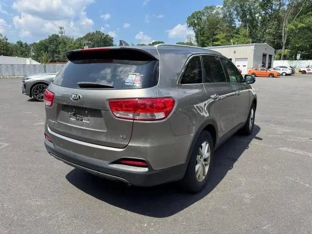 2016 KIA SORENTO LX  