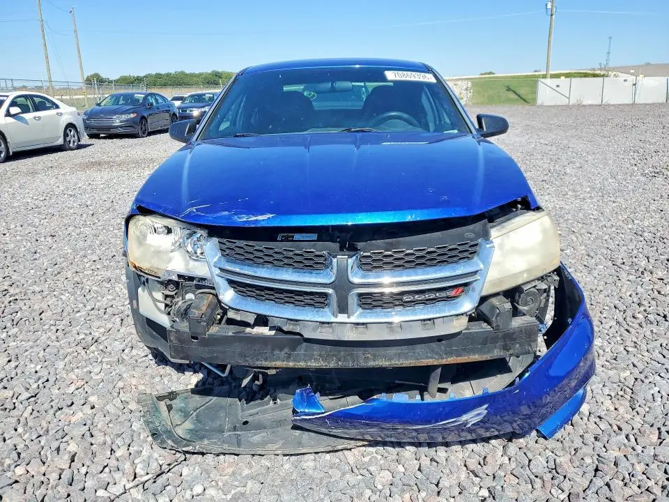 2014 DODGE AVENGER SE  
