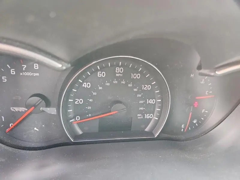 2014 KIA SORENTO LX  