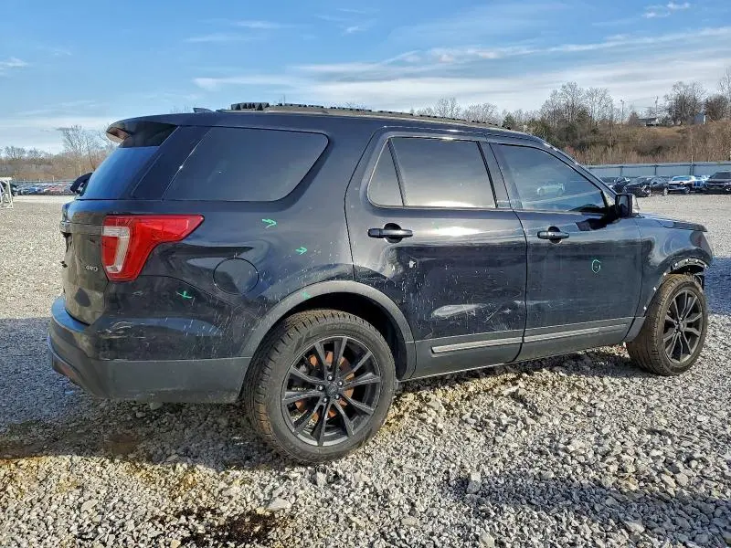 2017 FORD EXPLORER XLT  