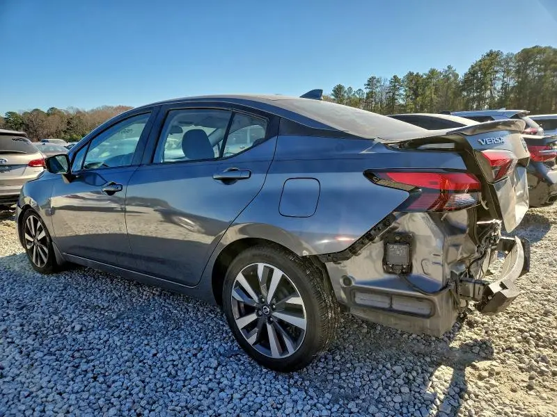 2020 NISSAN VERSA SR  