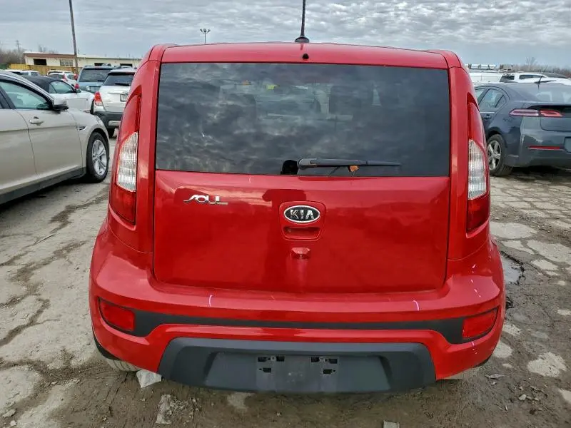 2012 KIA SOUL +  