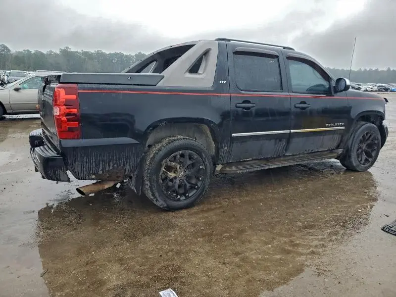 2010 CHEVROLET AVALANCHE LTZ  