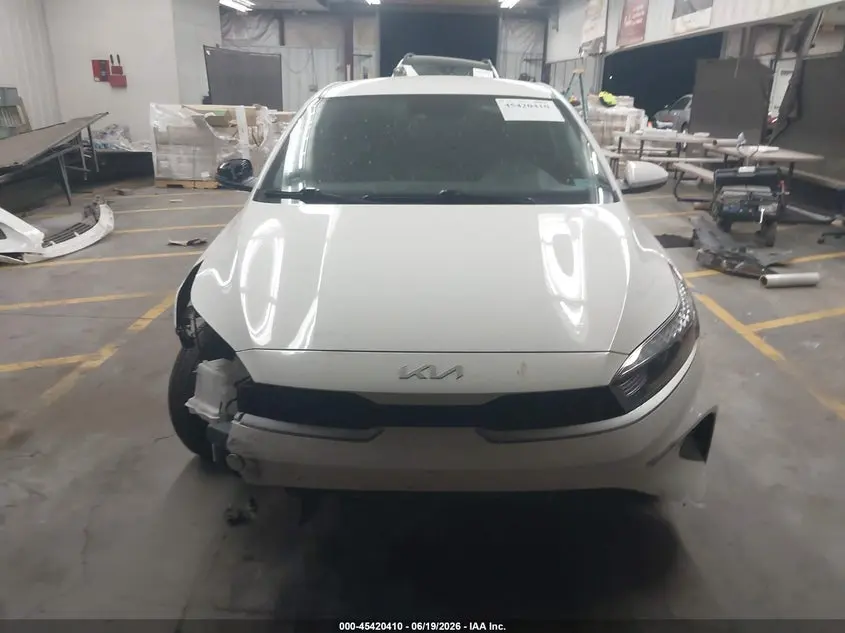 2024 KIA FORTE LX
